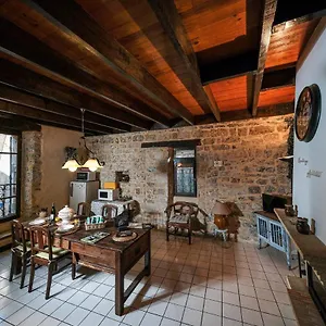 La Maison Huguétoune , Nant France